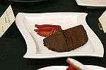 シフォンケーキは流行の「黒」